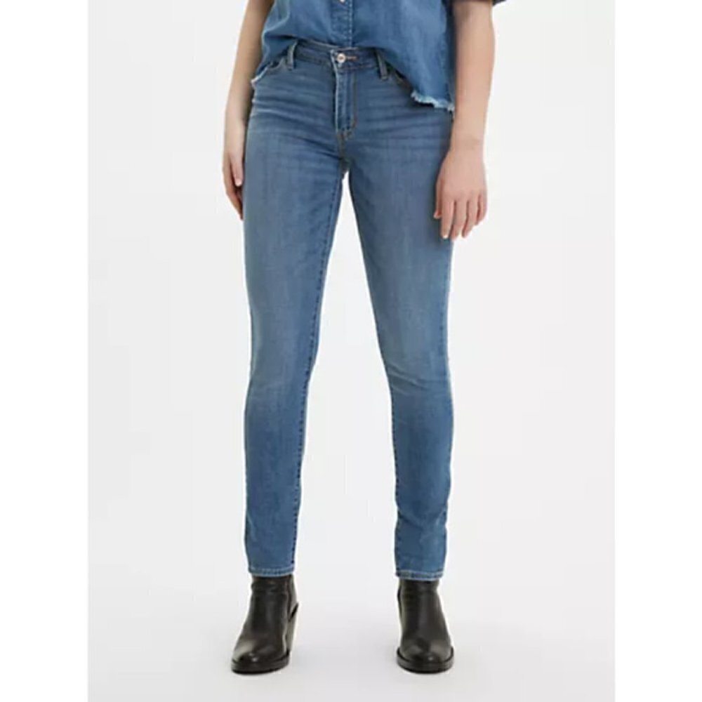 Levi's Mid Rise Medium Wash Skinny Jeans 10 S